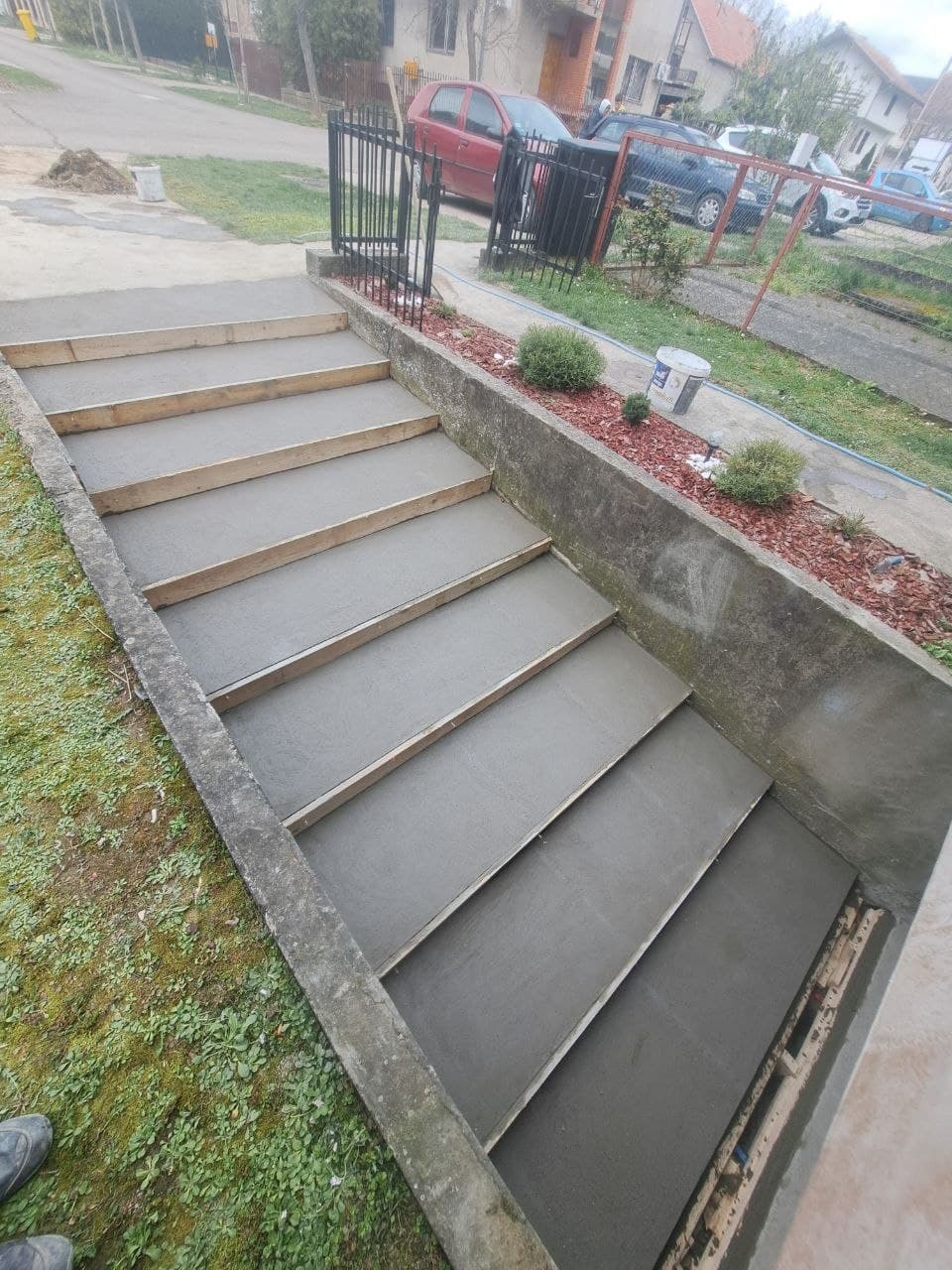 Betonski prilaz, posle radova, Ruma
