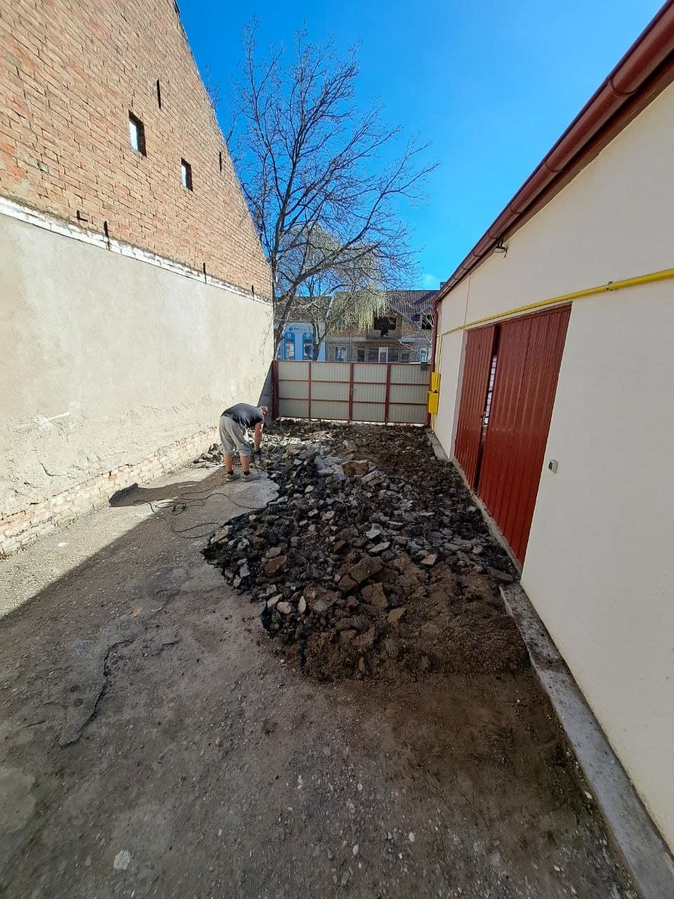 Demontaža betonske podloge, Ruma