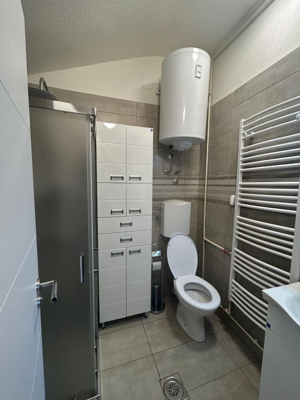 Renovirano kupatilo, završeni radovi, Ruma