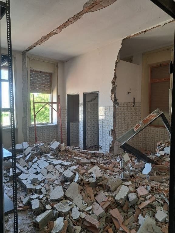 Rušenje zidova, adaptacija stana, Ruma